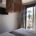 Eva Hotel *